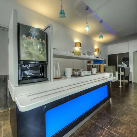 Ibis Budget Paris Porte De Montmartre 2* Сент-Уан