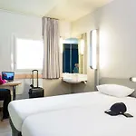 Hotel Ibis Budget Paris Porte De Montmartre 2*