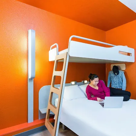 Ibis Budget Paris Porte De Montmartre