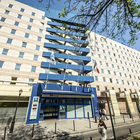Ibis Budget Paris Porte De Montmartre Hotel