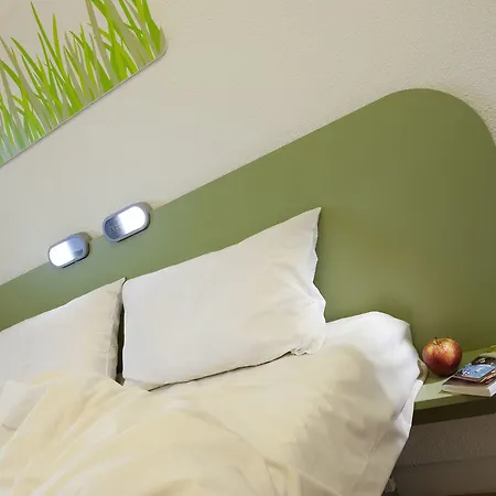 Ibis Budget Paris Porte De Montmartre