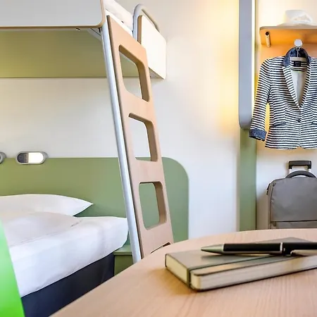 Ibis Budget Paris Porte De Montmartre