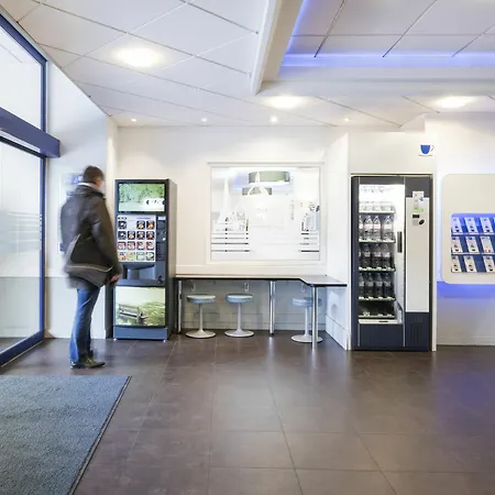 Ibis Budget Paris Porte De Montmartre 2*