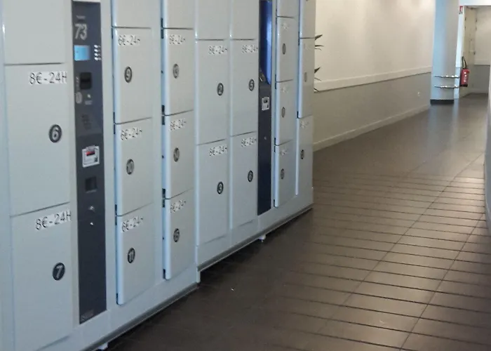 Ibis Budget Paris Porte De Montmartre Hotel 2*