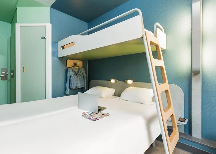 Hotel Ibis Budget Paris Porte De Montmartre