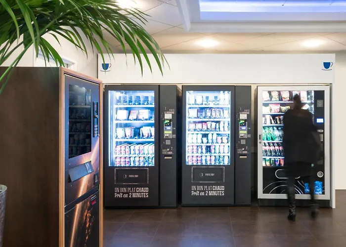 Ibis Budget Paris Porte De Montmartre Hotel 2*